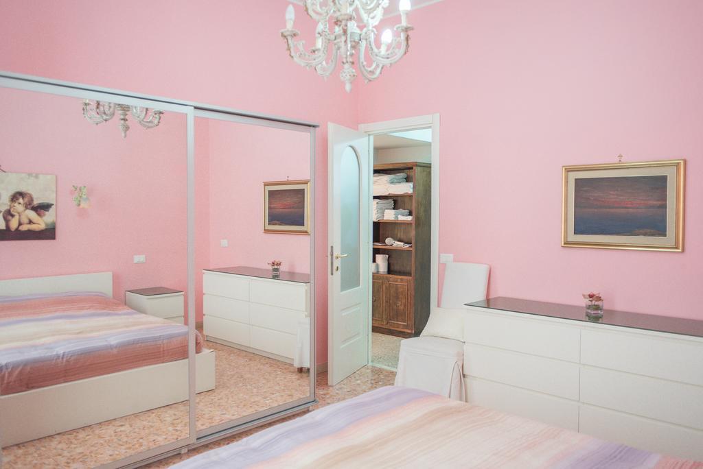 Апартаменты Frattina De Luxe Рим Экстерьер фото
